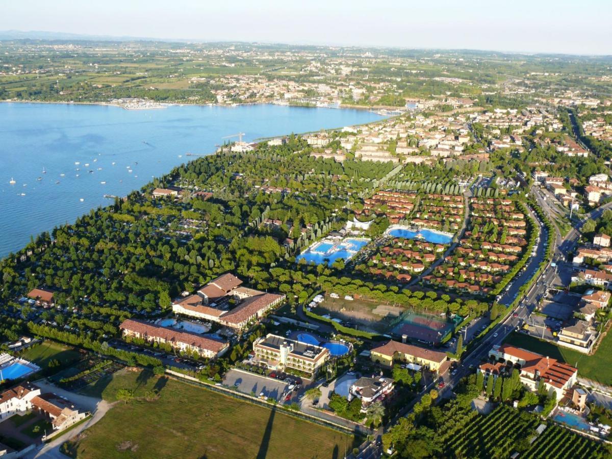 Holiday Home Bella Italia-5 By Interhome Peschiera del Garda Eksteriør billede